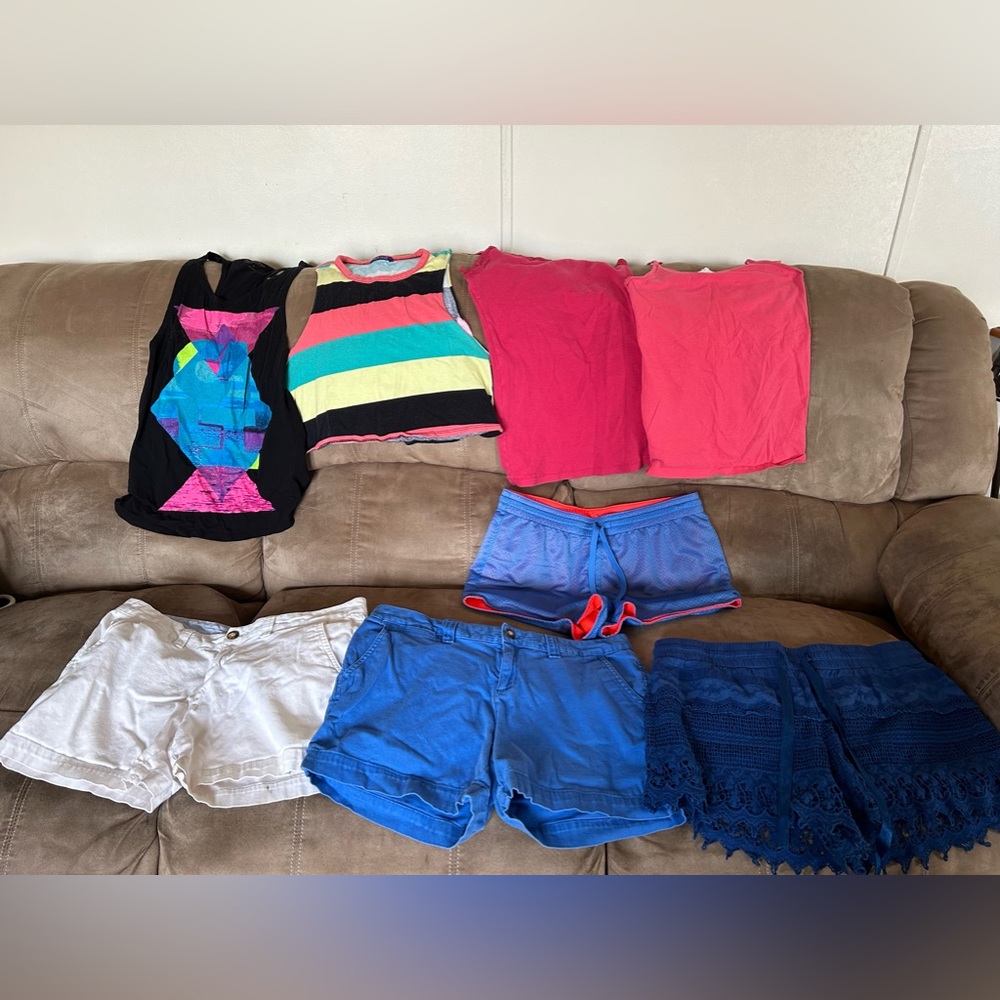 Women’s Mixed Lit Tank Tops And Shorts M/L